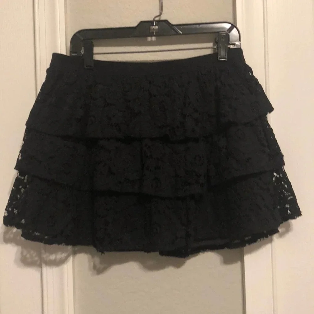 JUSTICE Girl’s Black Lace Tiered Ruffle Skort